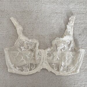 Soma Elegant Lace Bra - Cream